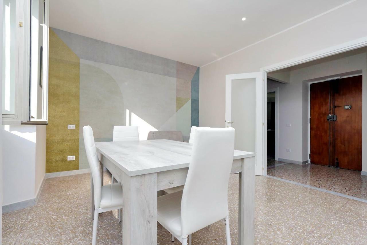 Appartement Watercolours Near St Peter à Rome Extérieur photo